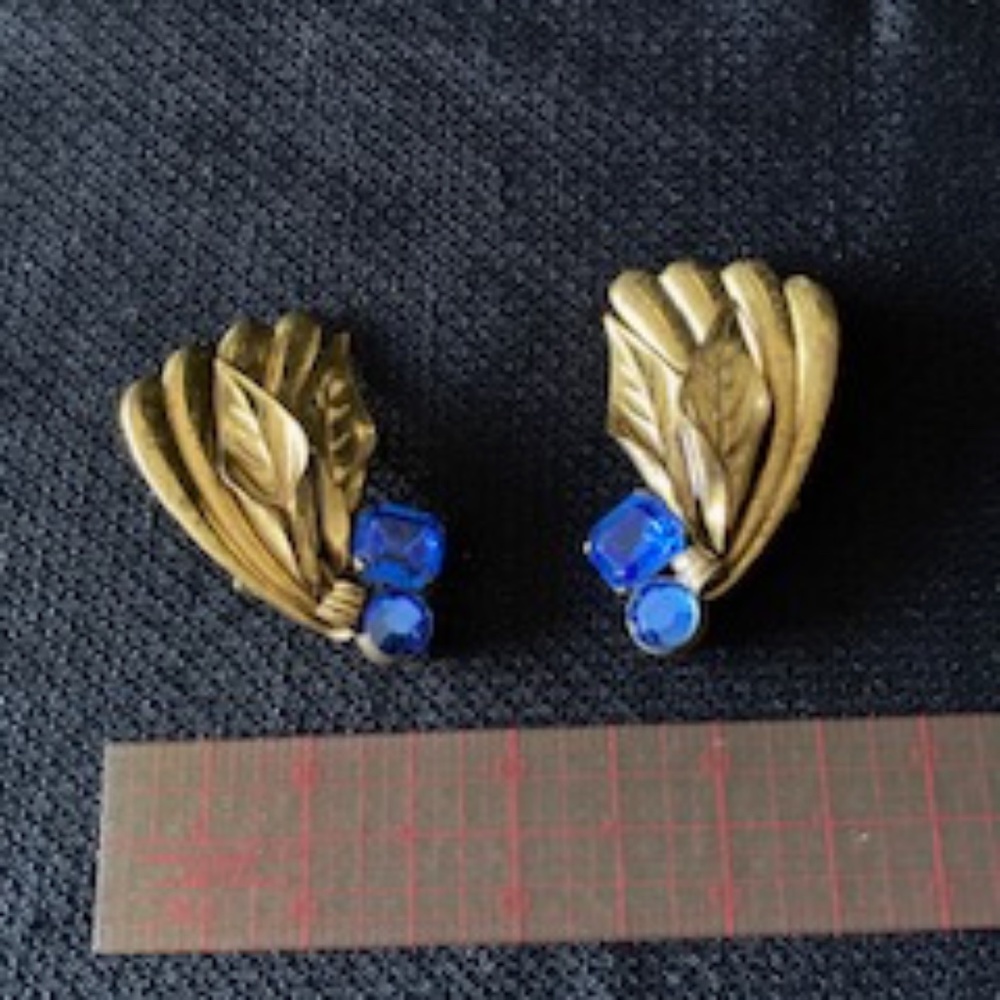 Art Deco Blue Sapphire Earring